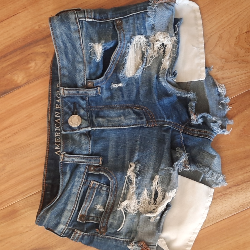 American Eagle Outfitters Hi-Rise Shortie